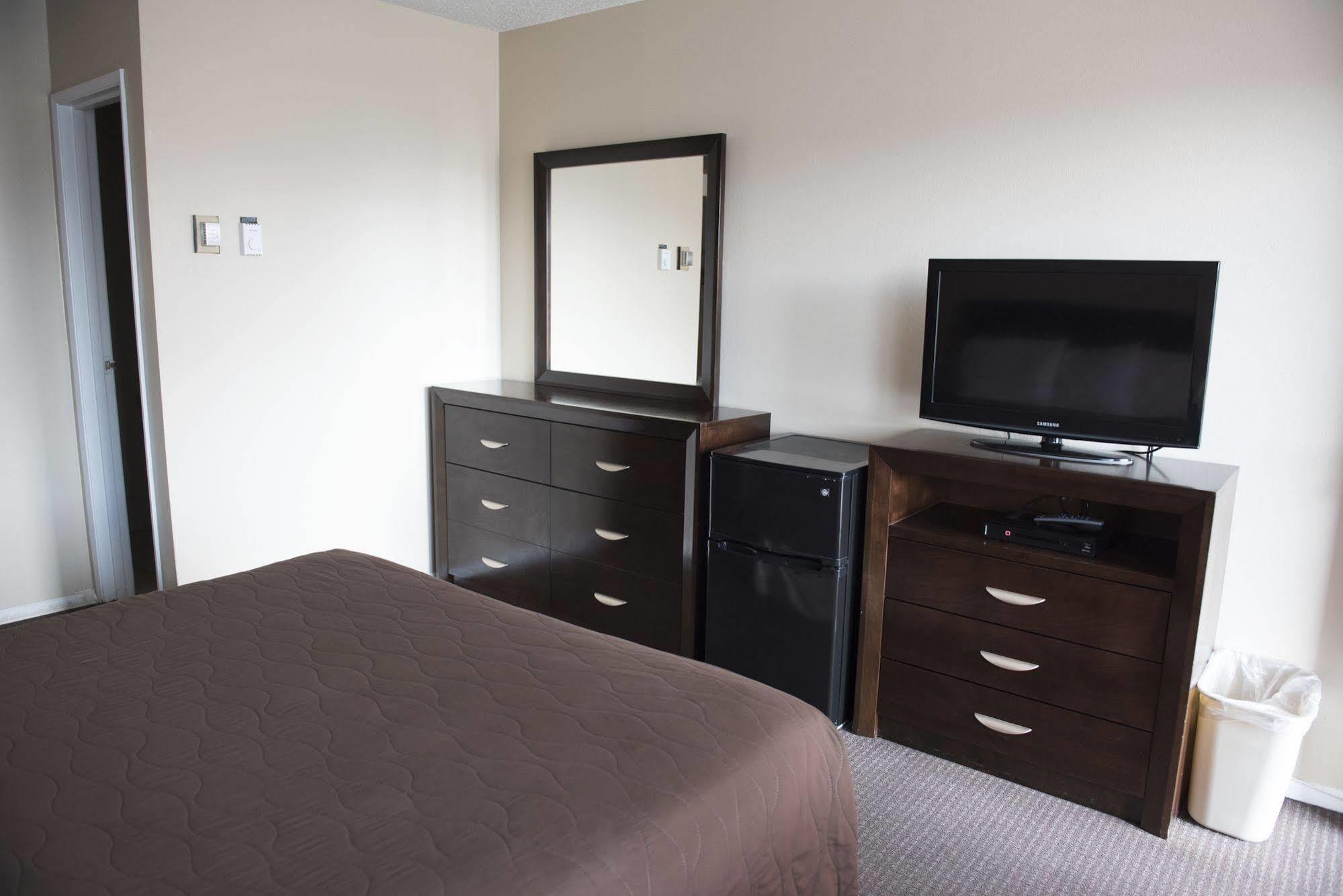 Travel Inn ลารามี ภายนอก รูปภาพ